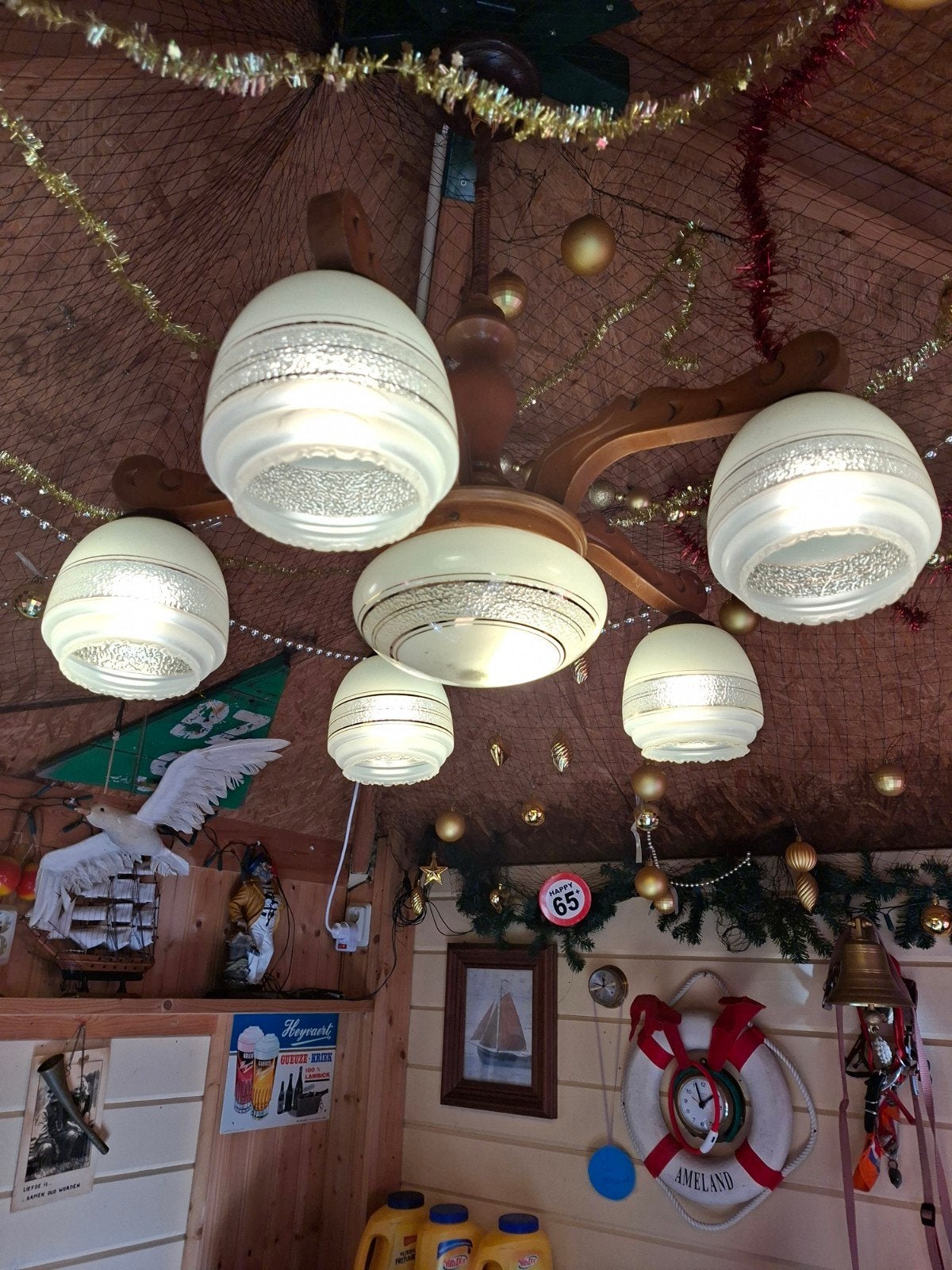 mooie lamp minimaal 75 jaar oud, Ophalen
