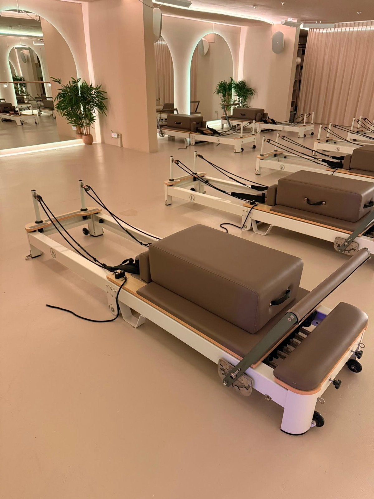 11 stuks 

11 stuks 

Reformer invouwbaar, Ophalen, Zo goed als nieuw, Yogamat