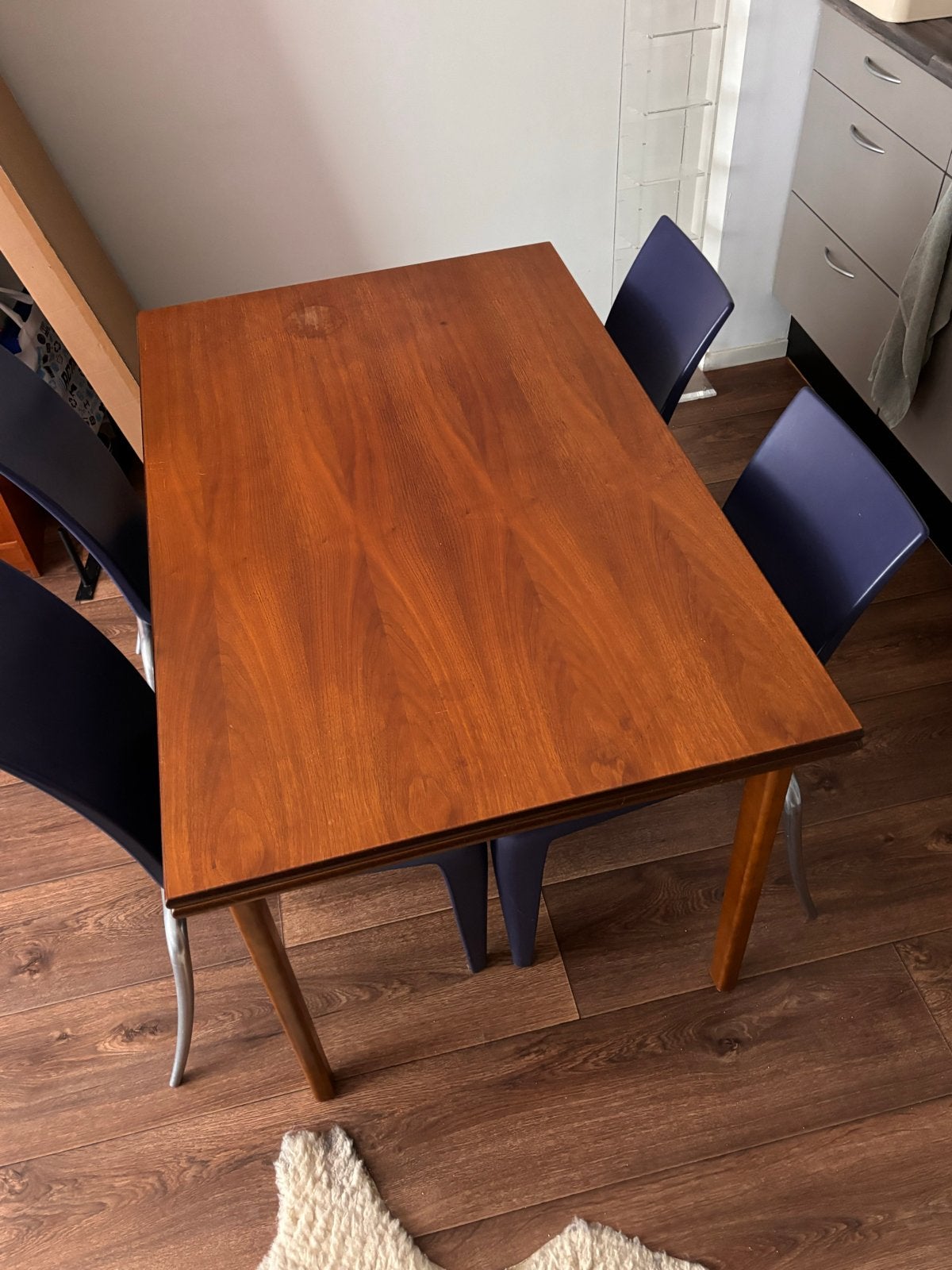 Vintage uitschuifbare eettafel, Gebruikt, 100 tot 150 cm, Vier personen, Rechthoekig