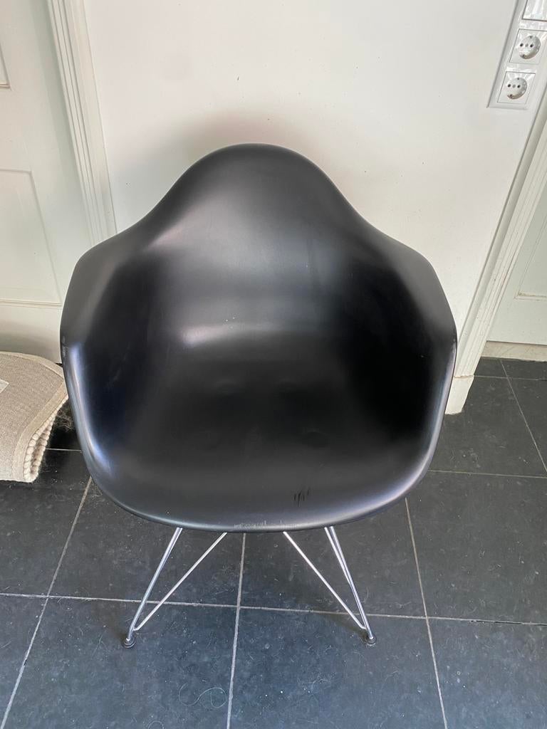 Zwarte design stoel, Huis en Inrichting, Stoelen, Ophalen, Kunststof, Zwart, Zo goed als nieuw