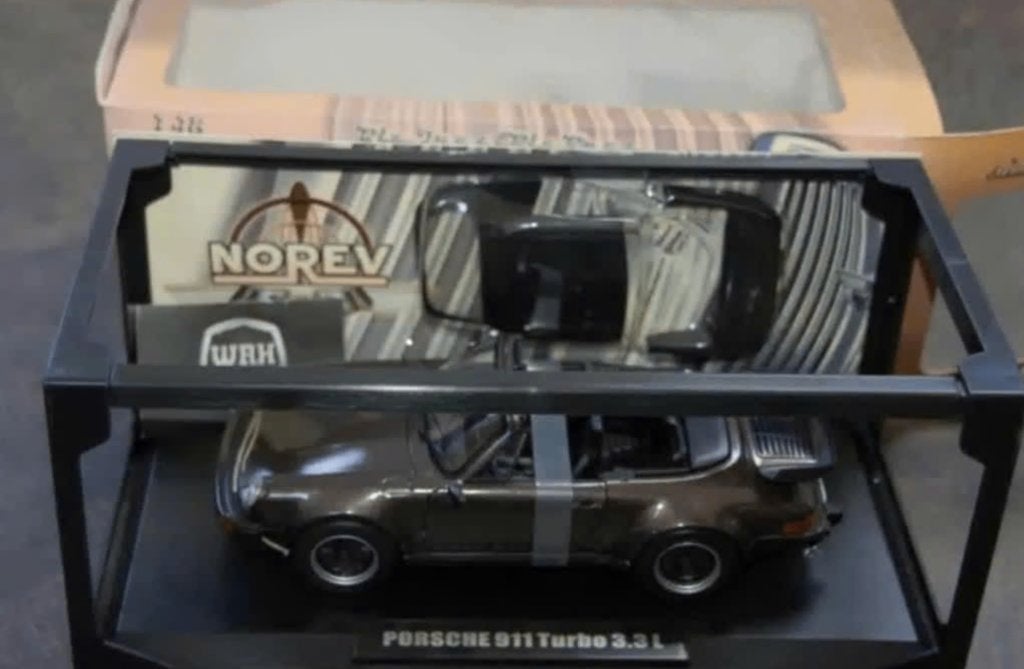 1:18 PORSCHE 911 930 3.3 L TURBO CABRIOLET Norev NEW! WRH, Hobby en Vrije tijd, Modelauto's | 1:18, Verzenden, Nieuw, Auto, Norev