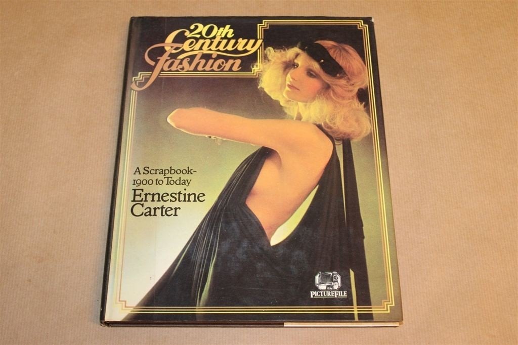20th Century Fashion — Modegeschiedenis 1900-1975, Boeken, Mode, Gelezen, Mode algemeen, Ophalen of Verzenden