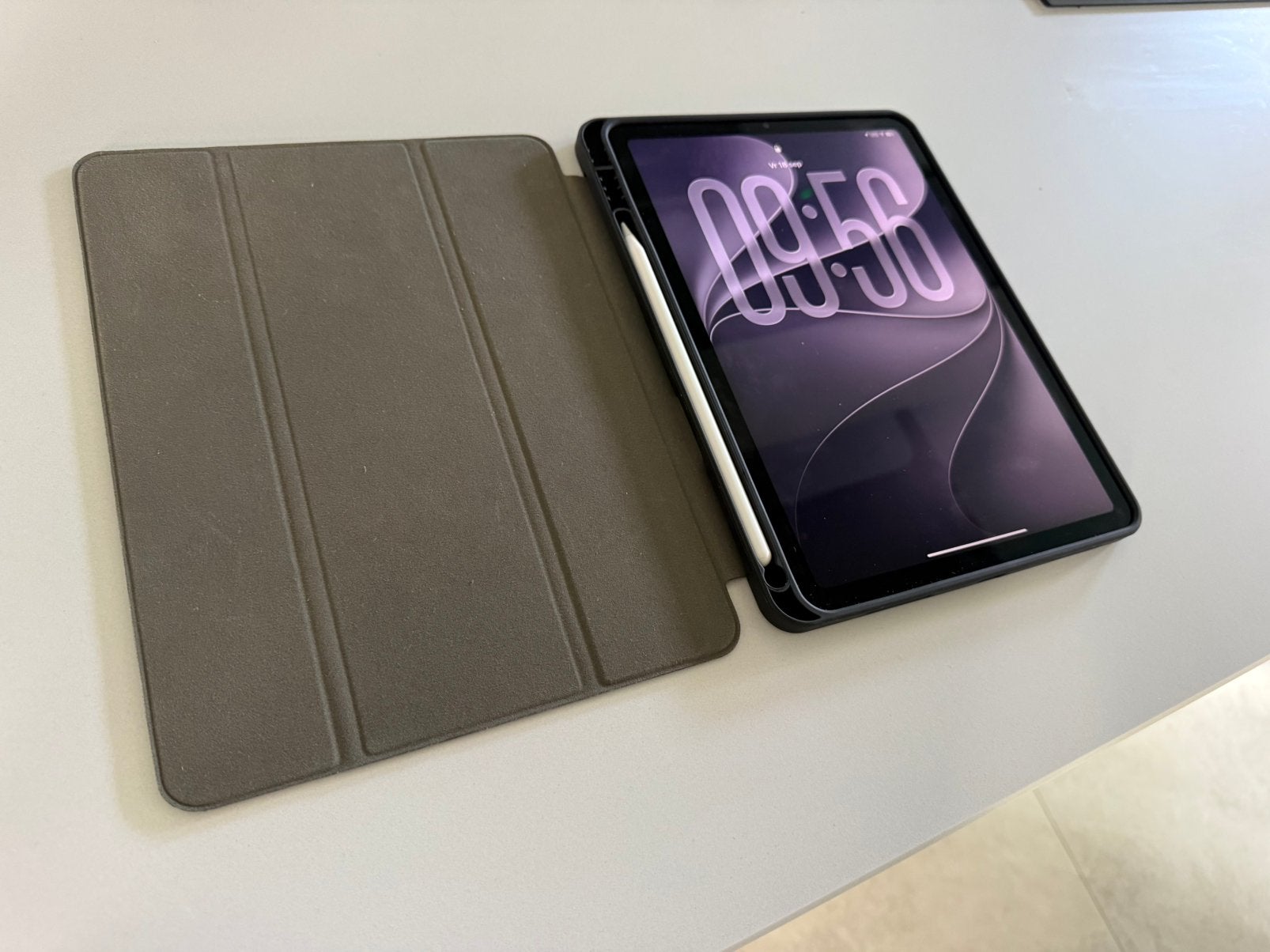 Apple iPad Air 5d generatie 64GB Wi-Fi + Cellurar