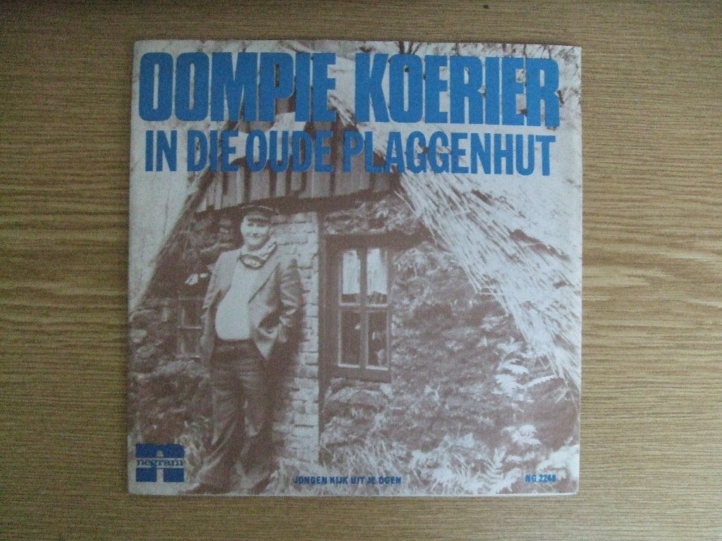 OOMPIE KOERIER     IN DIE OUDE PLAGGENHUT / JONGEN KIJK UIT, Cd's en Dvd's, 7 inch, Ophalen of Verzenden, Zo goed als nieuw, Nederlandstalig