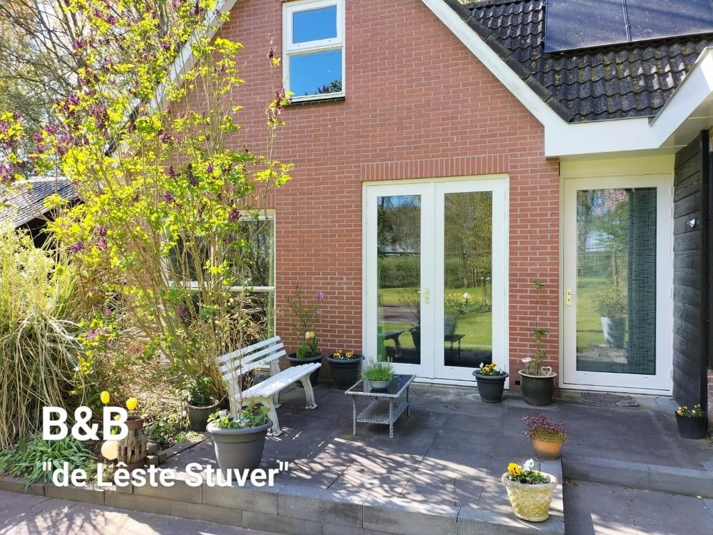 Bed en Brochje "de Leste Stûver"Buitenpost, Ophalen of Verzenden, Nieuw