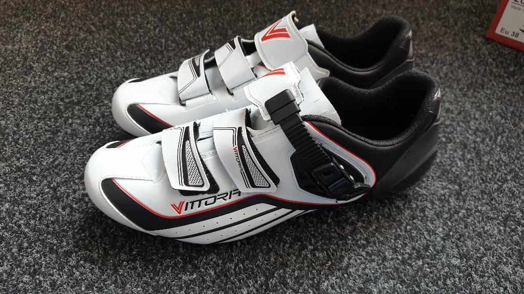 Vittoria Zoom Fietsschoenen Maten 38 en 42.5 Nieuw!, Ophalen, Nieuw, Overige maten, Schoenen