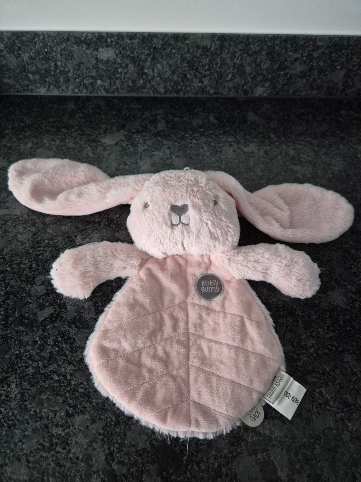 OB Designs / Betsy Bunnys Big Hugs - Knuffeldoek Konijn roze, Ophalen of Verzenden, Zo goed als nieuw, Konijn