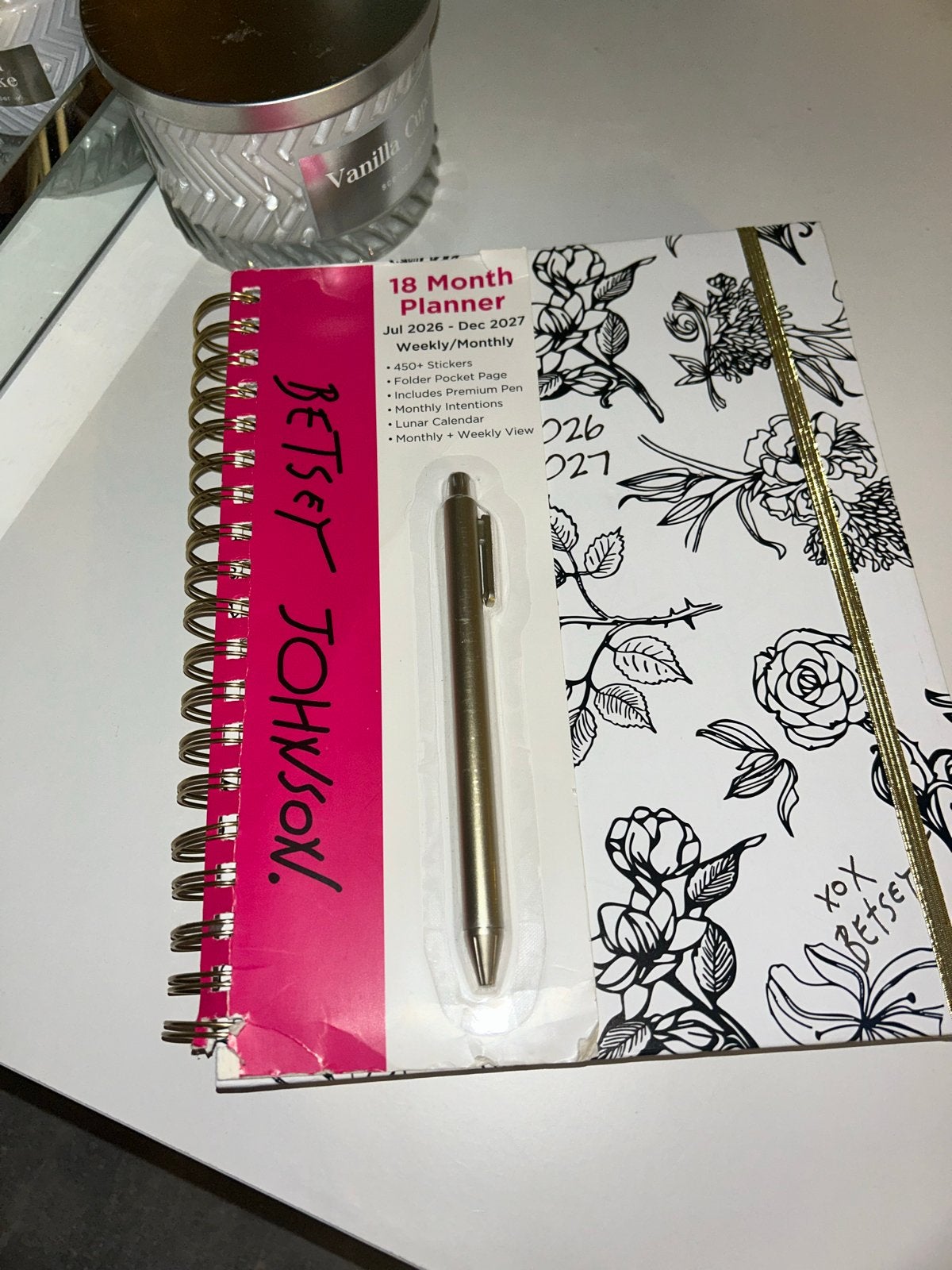 Betsey Johnson Agenda Planner 2026 2027 lunar calender, Diversen, Ophalen of Verzenden, Nieuw