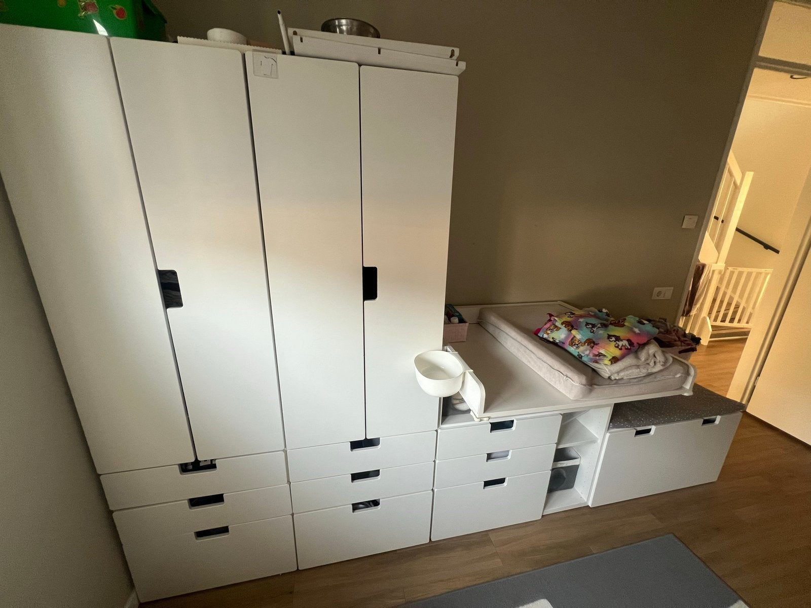 IKEA Stuva Småstad Kasten,Speelgoedkist & Verschoningsmeubel, Ophalen, Kast, 70 cm of meer, 105 cm of meer