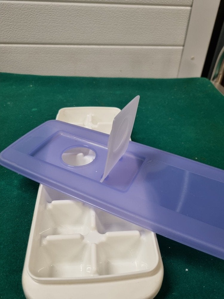 tupperware ijsblokjes maker, Ophalen of Verzenden, 'T Olde Gre-j, Info@toldegrej.nl, Endepoelstraat 20f Didam