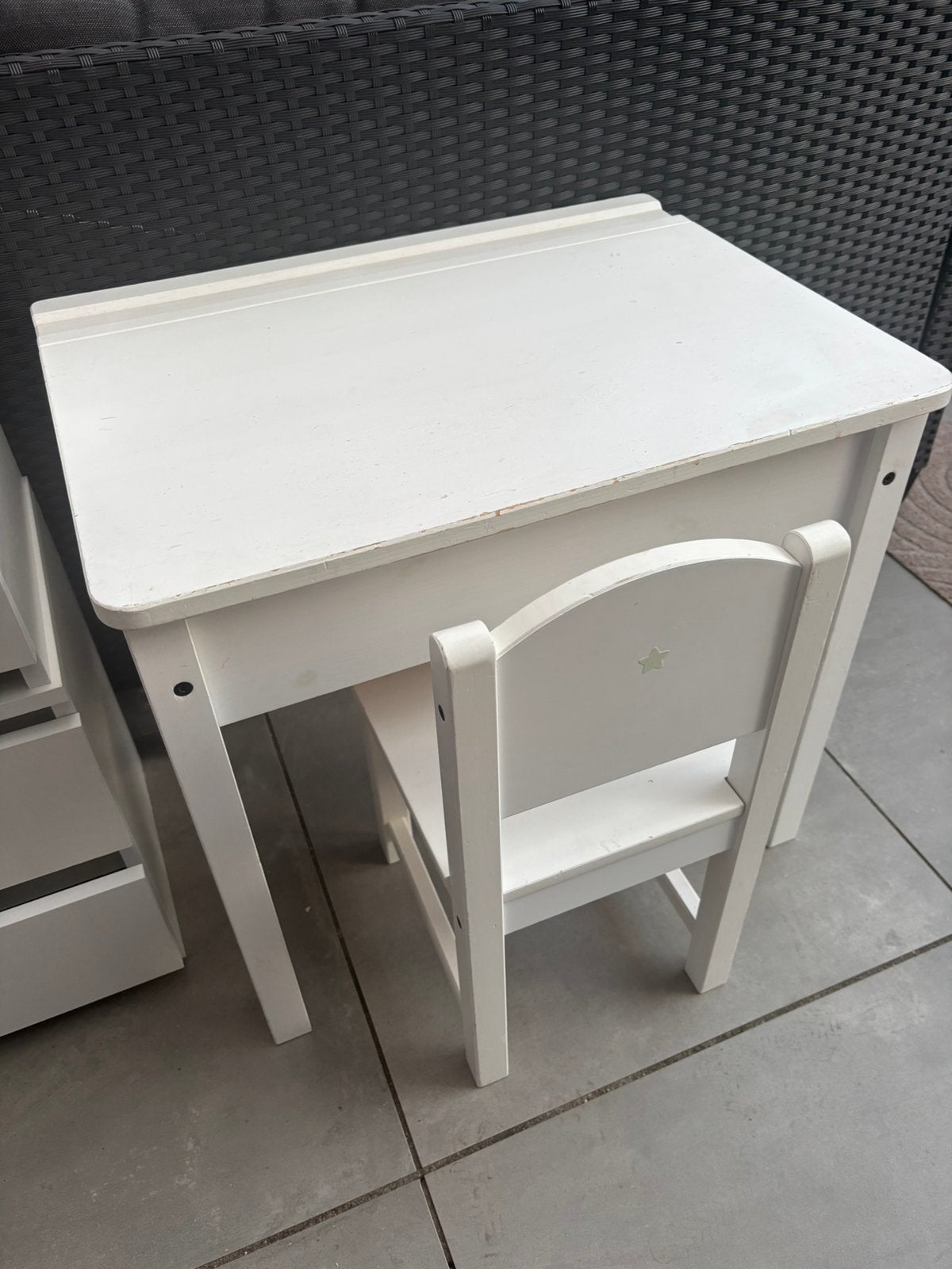 Ikea sundvik bureau met stoeltje, Ophalen, Gebruikt, Rechthoekig, Hout