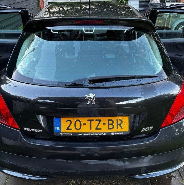 Peugeot 207 1.4 16V 5DRS 2007 Zwart, Auto's, Voorwielaandrijving, 1360 cc, 4 cilinders, Origineel Nederlands