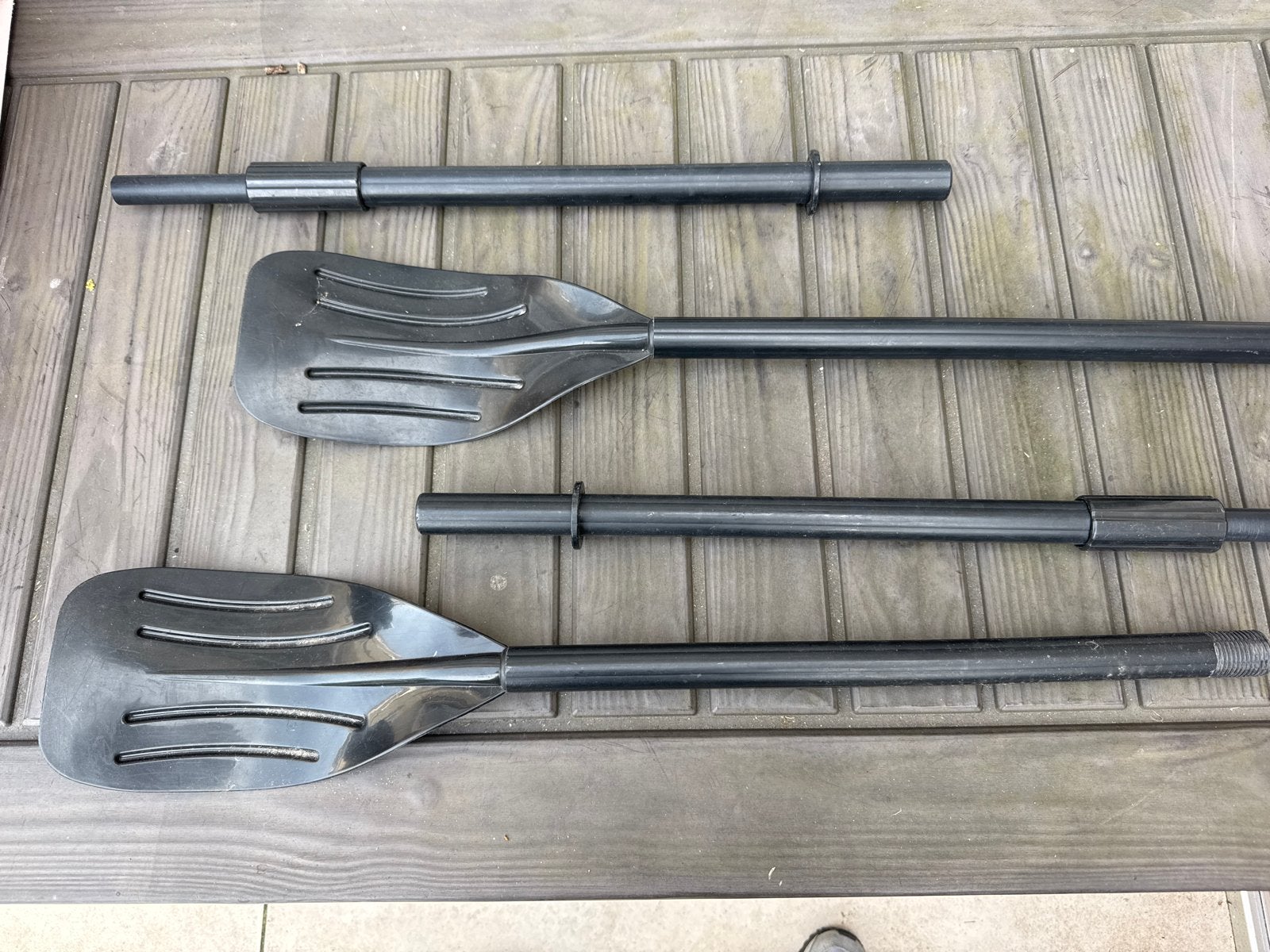 2x Zwarte peddels - Ideaal voor kano of boot, Watersport en Boten, Ophalen, Gebruikt, Enkelbladige peddel