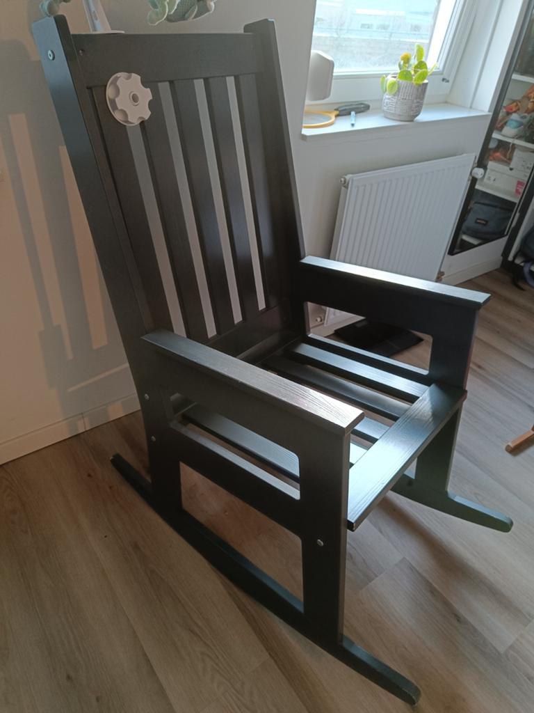 Comfortabele Schommelstoel - Grijs Hout, Ophalen, Modern, Comfortabel, Gebruikt, Hout