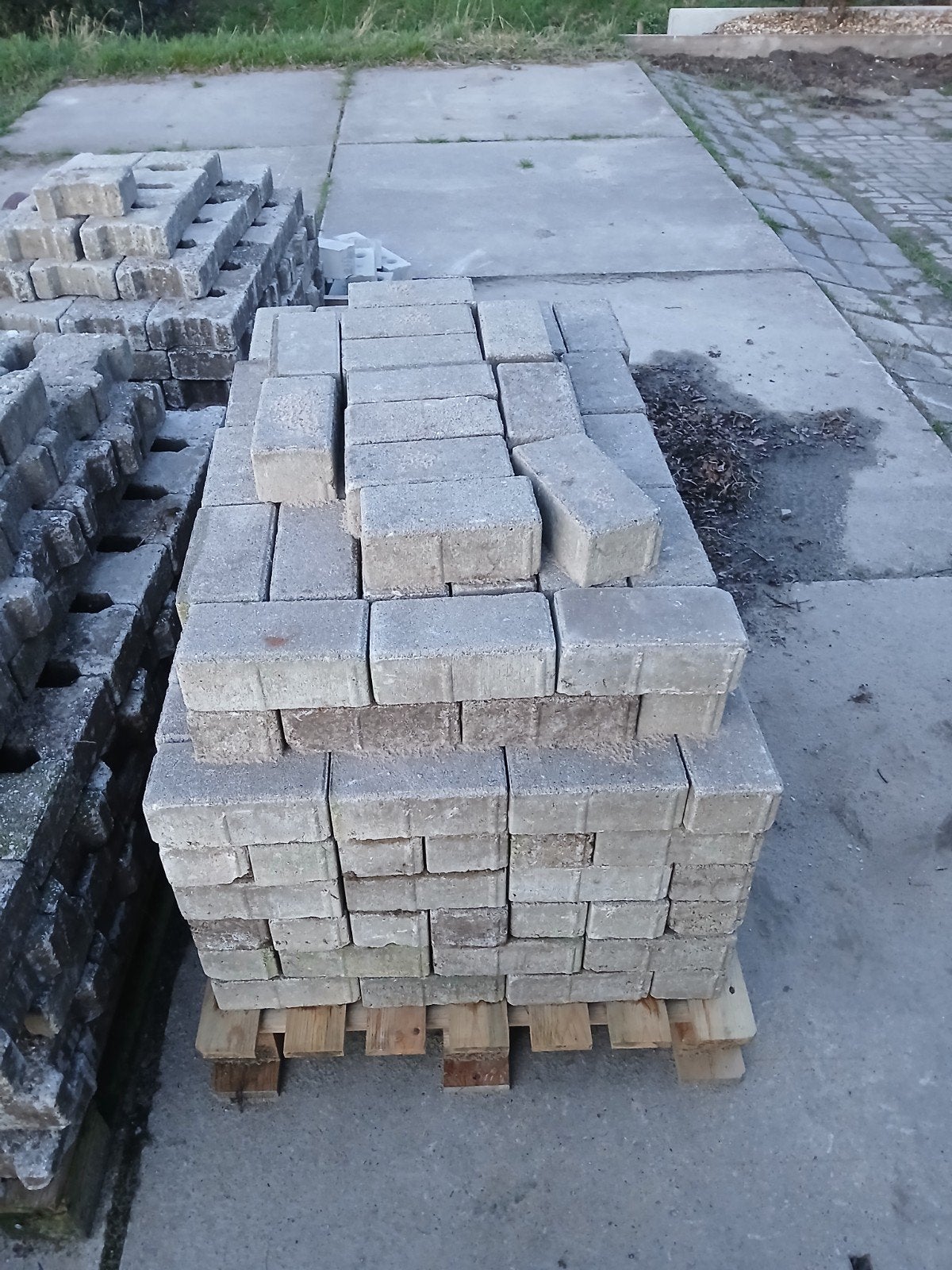 betonklinkers 8 cm dik ongeveer 45 m2, Ophalen, Gebruikt, Klinkers, 10 m² of meer