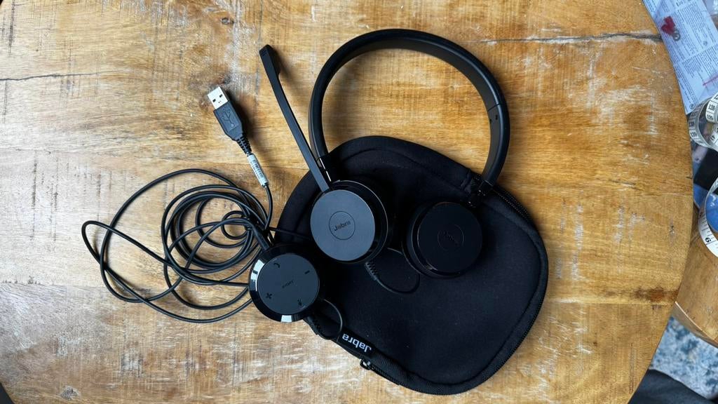 Jabra USB headset met microfoon + hoes, Ophalen of Verzenden, Zo goed als nieuw, Overige merken