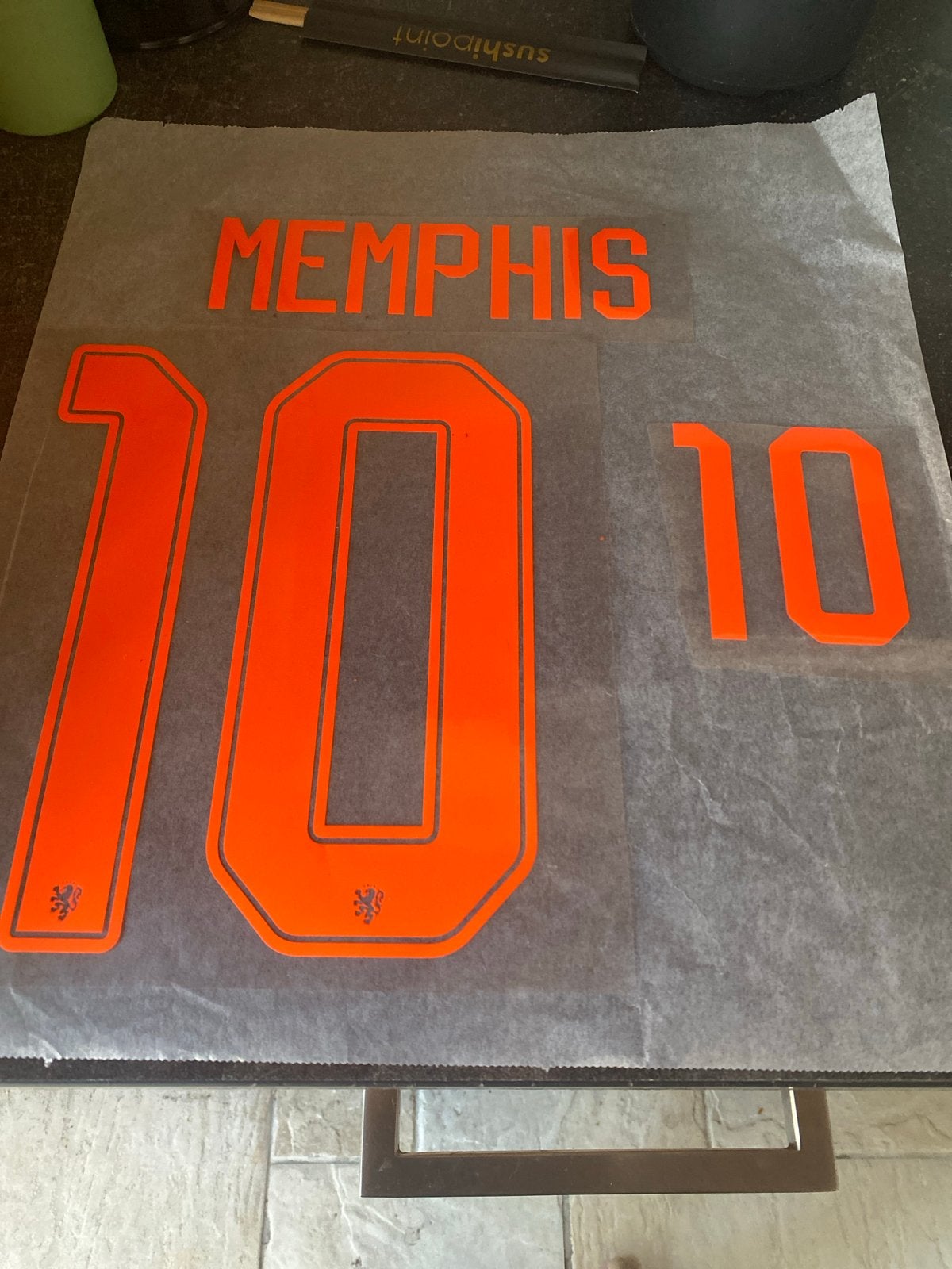 Memphis Depay 10 rugnummer en naam voor voetbalshirt, Ophalen of Verzenden, Nieuw, Overige applicaties