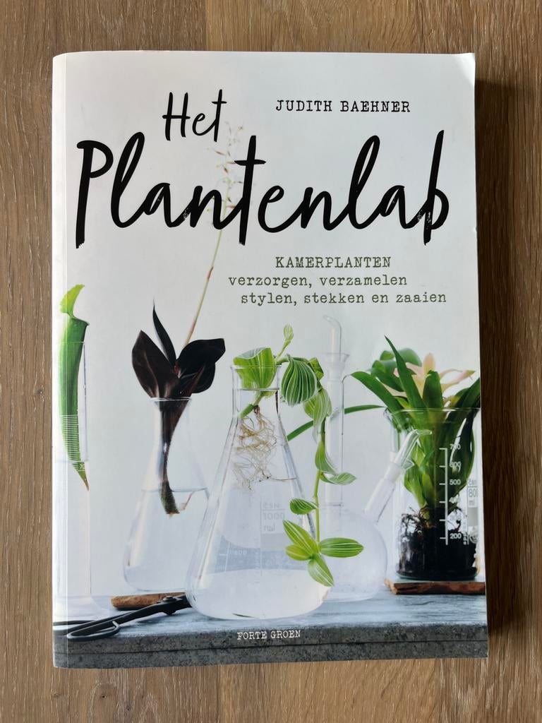 Het Plantenlab: Kamerplanten verzorgen, verzamelen, stylen, Boeken, Ophalen of Verzenden, Zo goed als nieuw, Kamerplanten