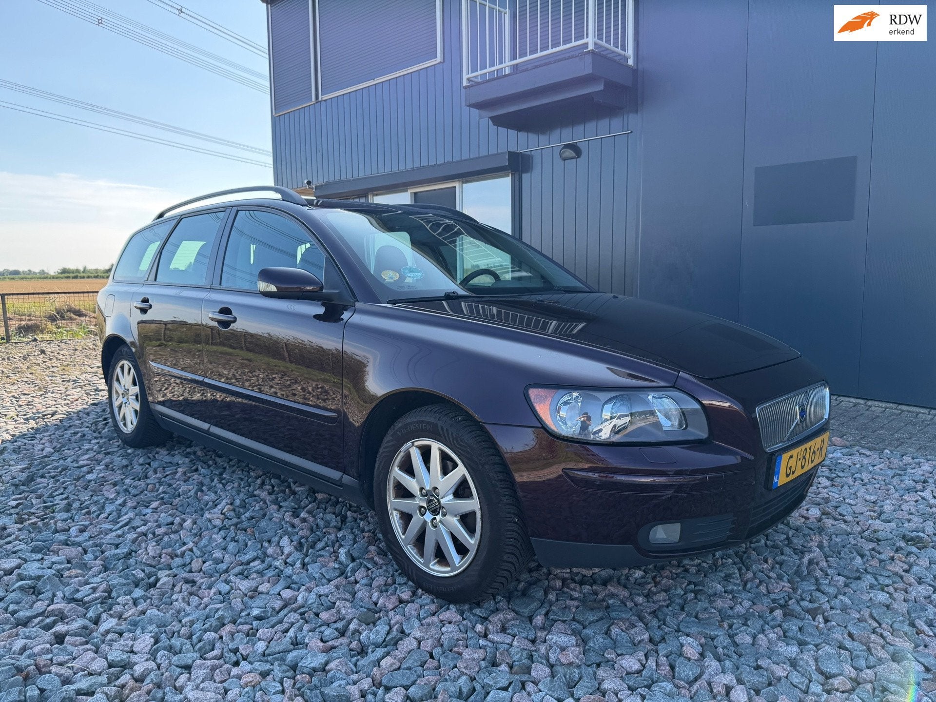 Volvo V50 1.8 Momentum, Auto's, Volvo, Voorwielaandrijving, 125 pk, Electronic Stability Program (ESP), 4 cilinders