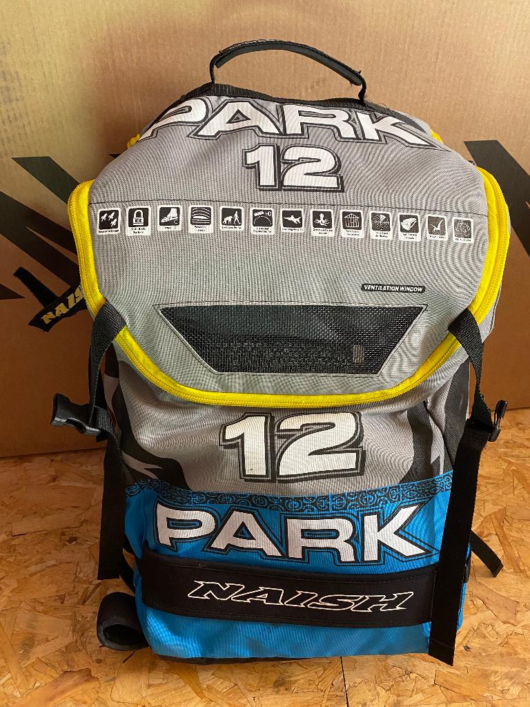 Naish park 12, Watersport en Boten, Kitesurfen, Geen board, Ophalen, Gebruikt, 12 m²