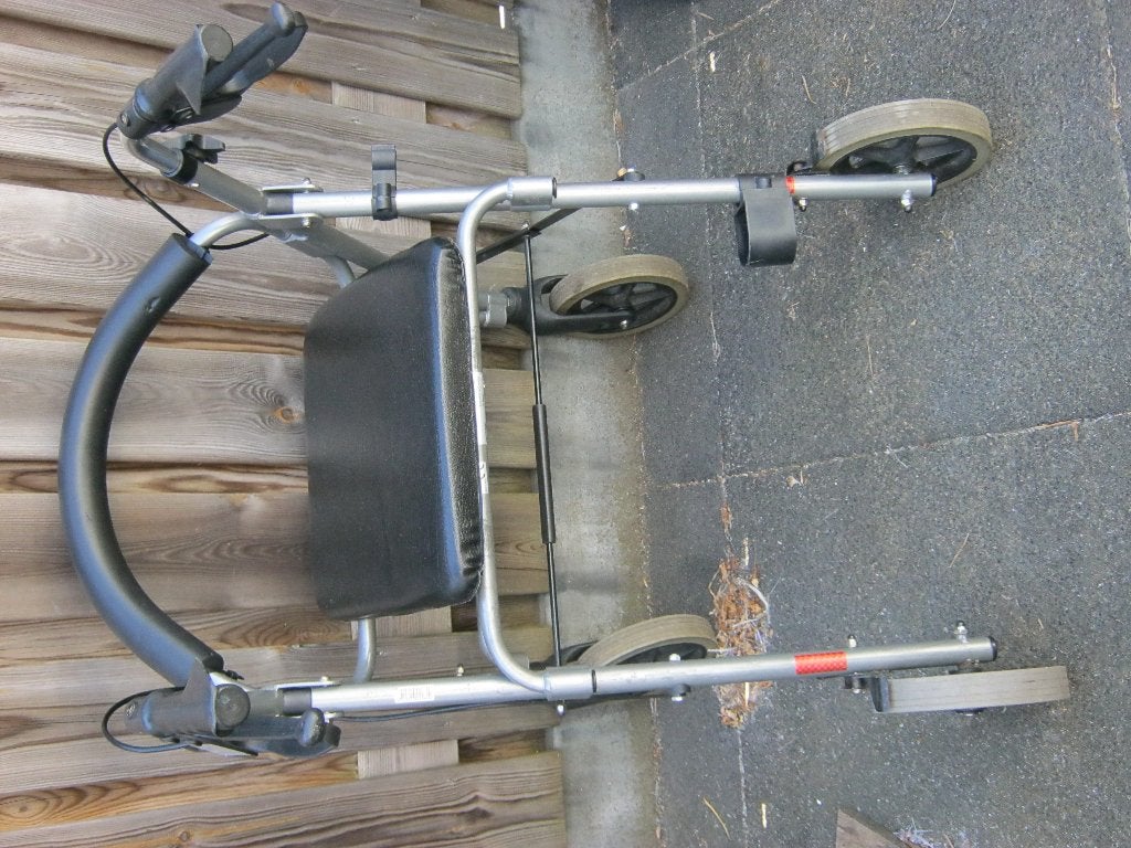 rollator licht gewicht, Diversen, Ophalen, Opvouwbaar, Zo goed als nieuw