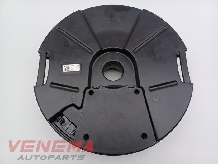 Subwoofer van een Cupra Formentor, Gebruikt, -, -, Ophalen of Verzenden