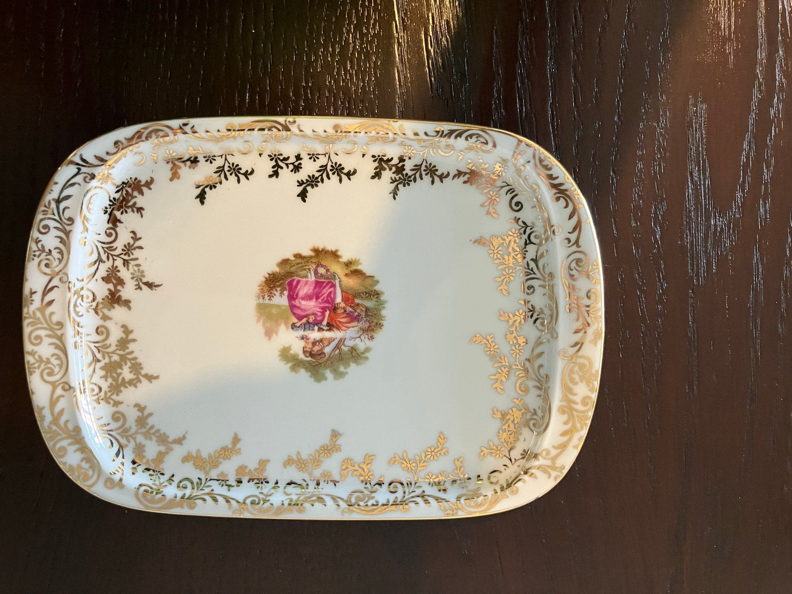 Vintage porseleinen dienblad met gouden decoratie, Antiek en Kunst, Antiek | Porselein, Ophalen