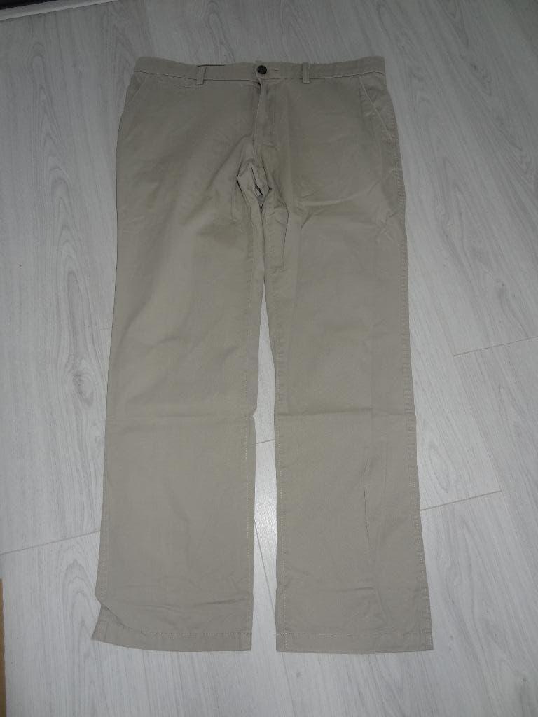Chino in beige van Canda  maat 40 en lengte 34, Kleding | Heren, Beige, Overige maten, Ophalen of Verzenden, Zo goed als nieuw