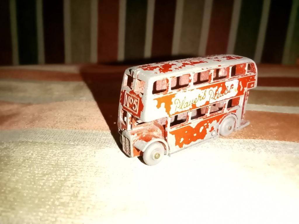 Matchbox Lesney nr. 5 Londense bus “Players Please”, Ophalen of Verzenden, Gebruikt