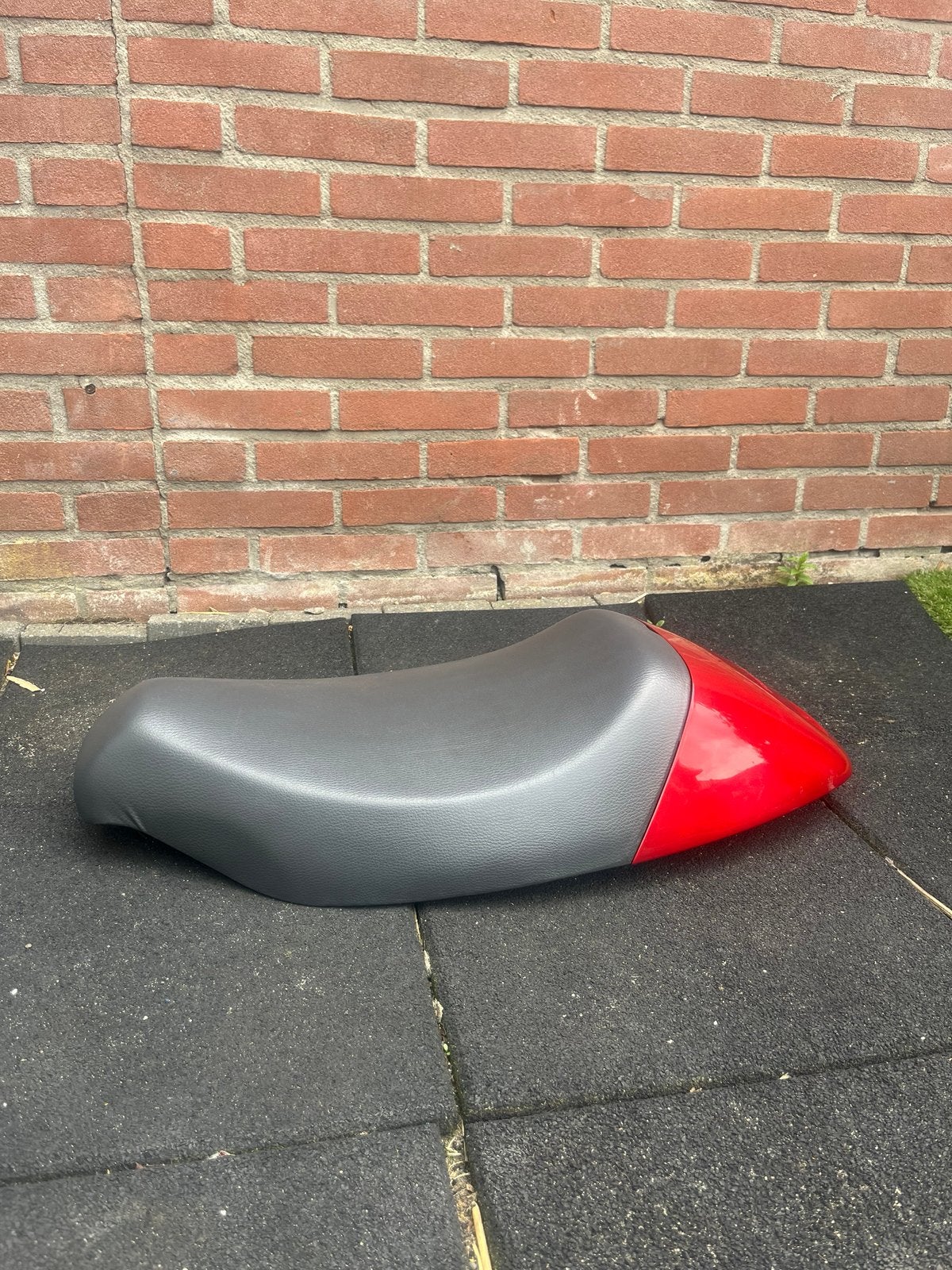 Piaggio skr/tph/sfera/quartz monozadel, Ophalen of Verzenden, Zo goed als nieuw, Zadel