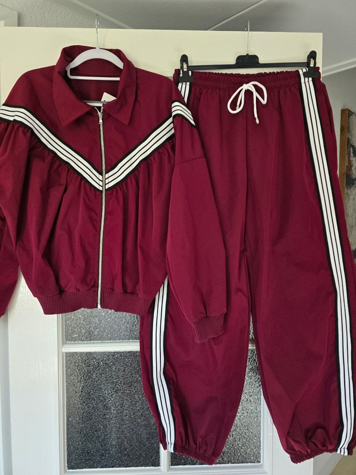 nieuw ballon trainingspak bordeaux 40 42 44, Ophalen of Verzenden, Nieuw, Maat 42/44 (L), Rood