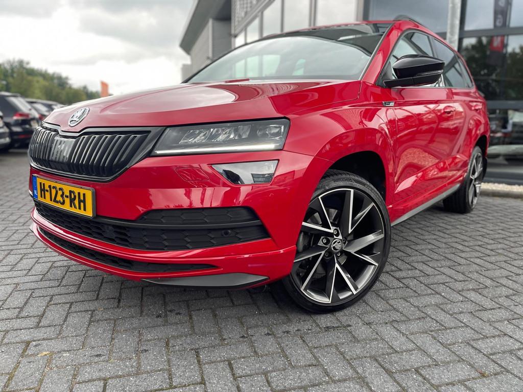 Skoda Karoq 1.5 TSI ACT Sportline Business | DSG | Panorama, 4 cilinders, 150 pk, Automatische klimaatregeling, Bedrijf