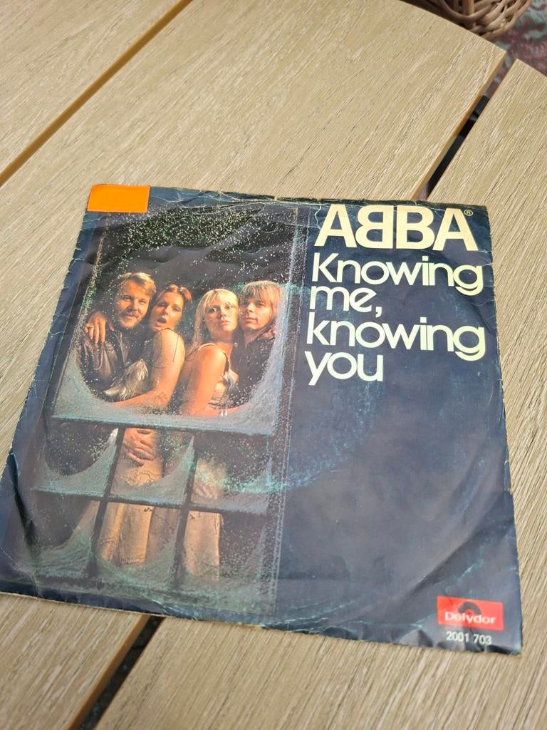 ABBA - Knowing Me, Knowing You / Happy Hawaii (Single), Fotohoes, Ophalen of Verzenden, Gebruikt, Pop