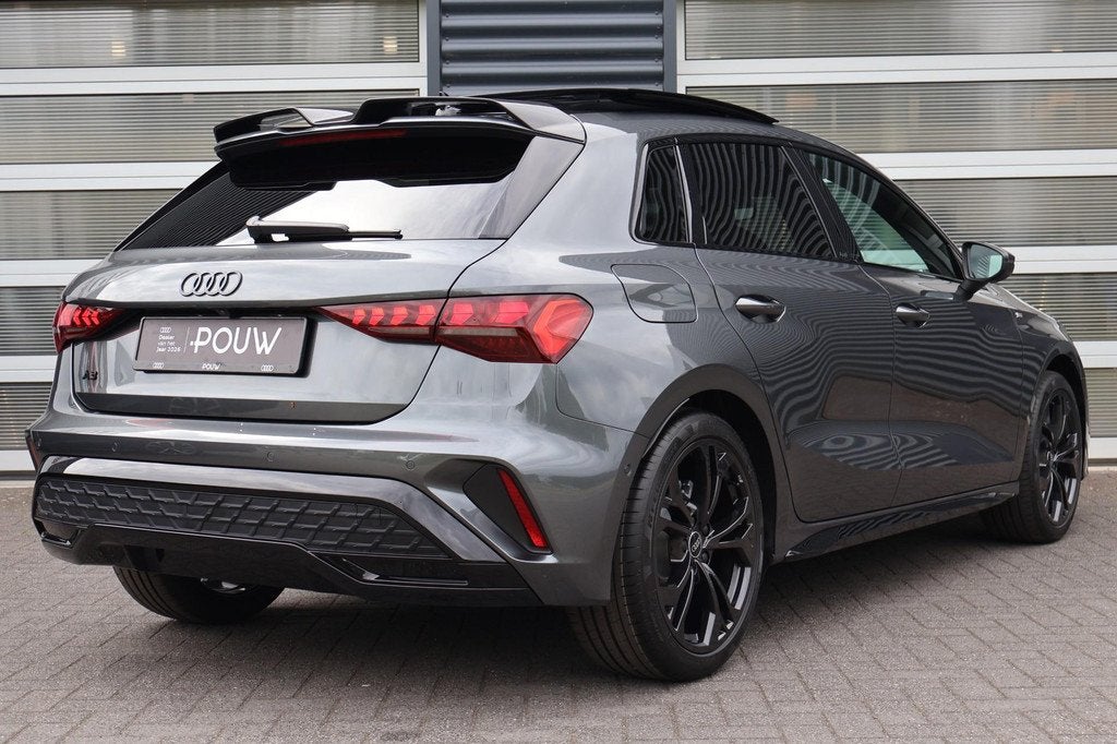 Audi A3 Sportback 30 TFSI 115pk S Edition | Styling Pakket C, Auto's, Audi, 12 maanden, 1498 cc, 4 cilinders, 116 pk
