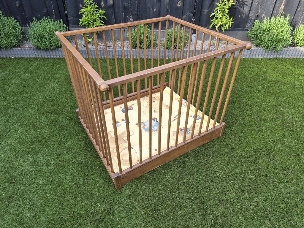 babybox, Ophalen, Gebruikt, Vierkant, In hoogte verstelbaar