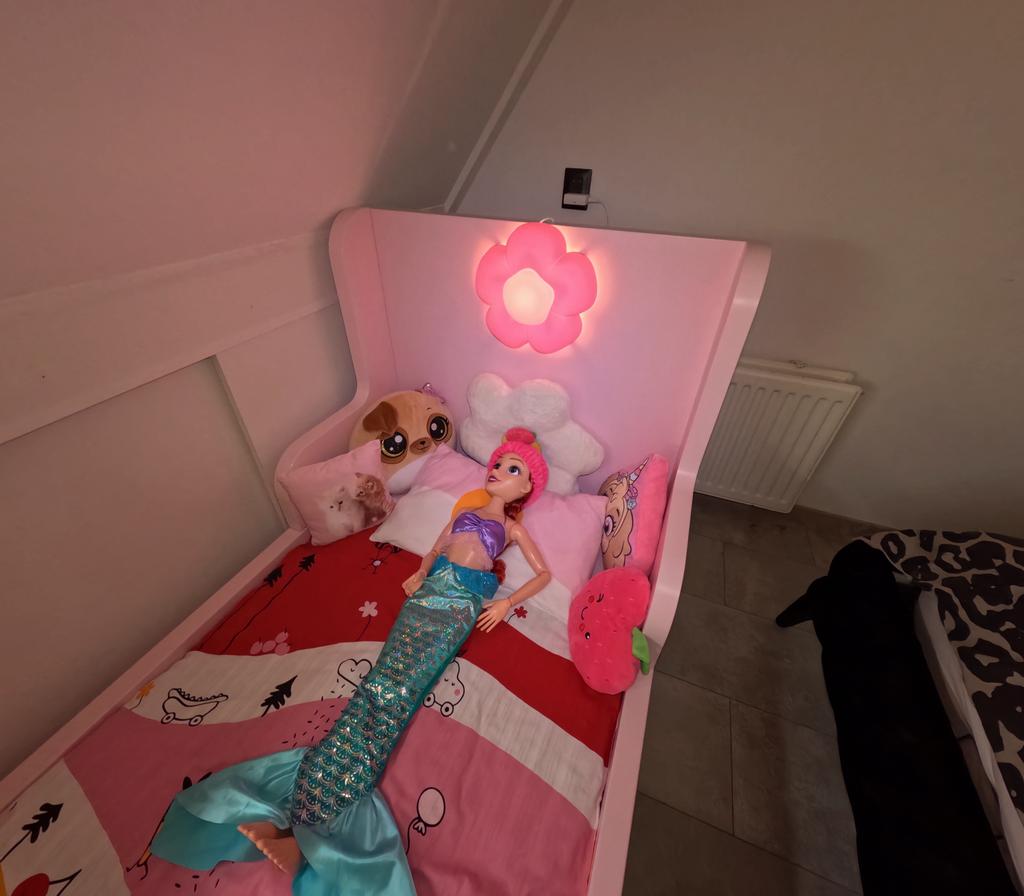 Meegroeibed Busunge 80x200 met matras en nachtlamp, Kinderen en Baby's, Kinderkamer | Bedden, Ophalen, 70 tot 85 cm, Zo goed als nieuw