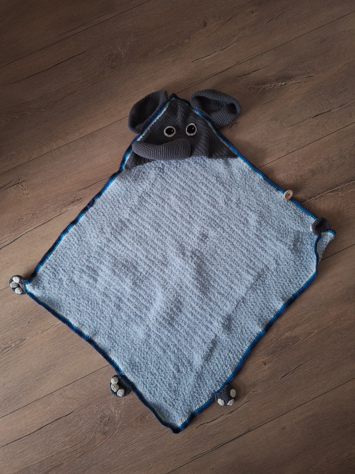Nieuwe gehaakte baby inbakerdoek/deken met olifantdesign, Ophalen of Verzenden, Nieuw, Deken