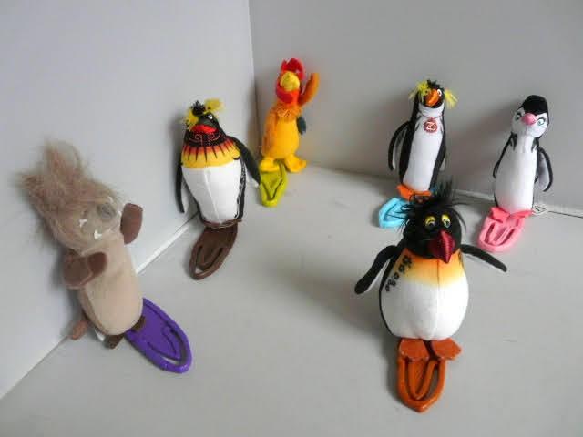 McDonalds 2007 # Surf's up compleet, Ophalen of Verzenden, Overige figuren, Zo goed als nieuw, Beeldje of Figuurtje