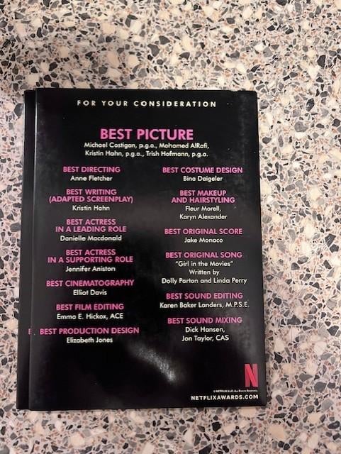 Dumplin' (Jennifer Aniston), Alle leeftijden, Ophalen of Verzenden, Zo goed als nieuw