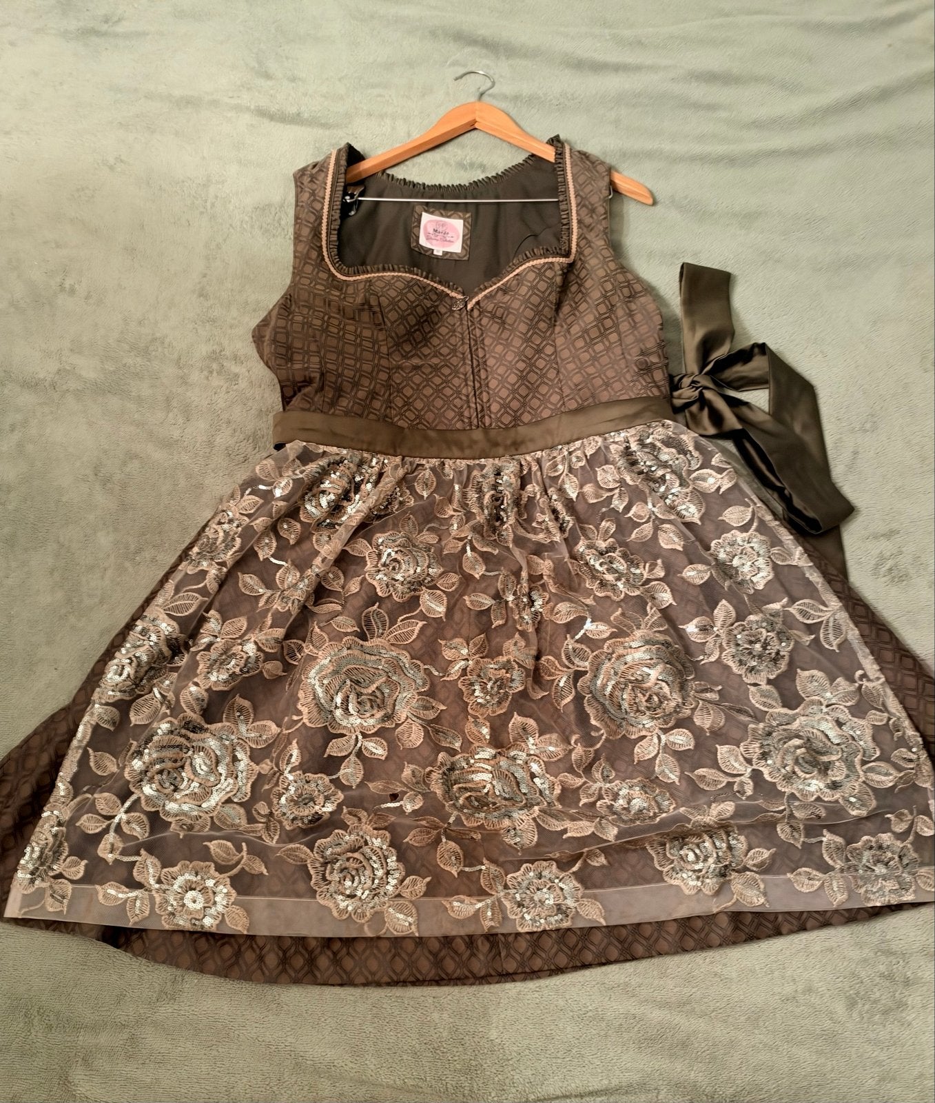 MarJo Dirndl Jurk Maat 50 (XXL) - Zo goed als nieuw, 2x aan, Bruin, Maat 46/48 (XL) of groter, Ophalen of Verzenden, Zo goed als nieuw