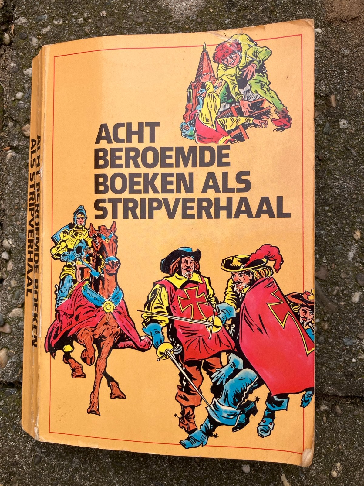 Acht Beroemde Boeken als Stripverhaal uit 1981, Boeken, Eén stripboek, Ophalen of Verzenden, Gelezen