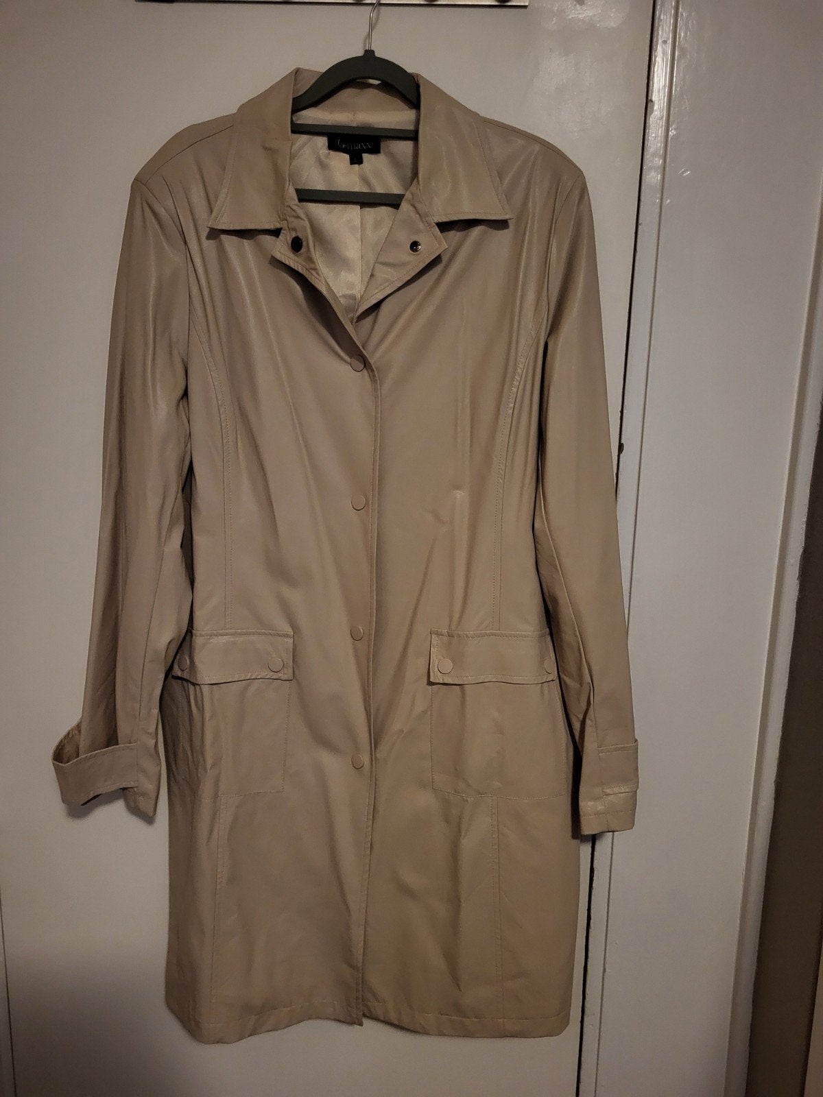 Mooie lange G-maxx jas in nep leer look, maat L, Ophalen, Beige, Maat 42/44 (L), Zo goed als nieuw