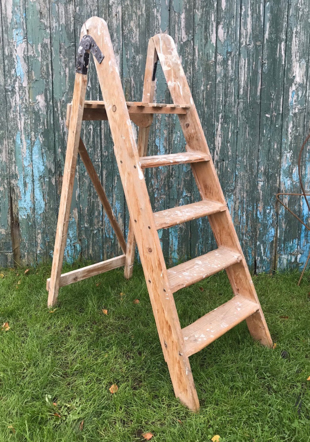 Houten trappetje trap schilderstrap, Ophalen