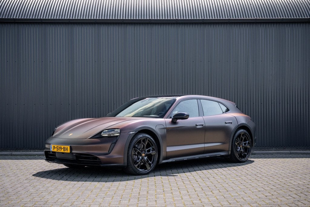 Porsche Taycan Cross Turismo 4 | 93kWh | SOH 91% | Luchtveri, Auto's, Automaat, 110 €/maand, 4 stoelen, Automatische klimaatregeling