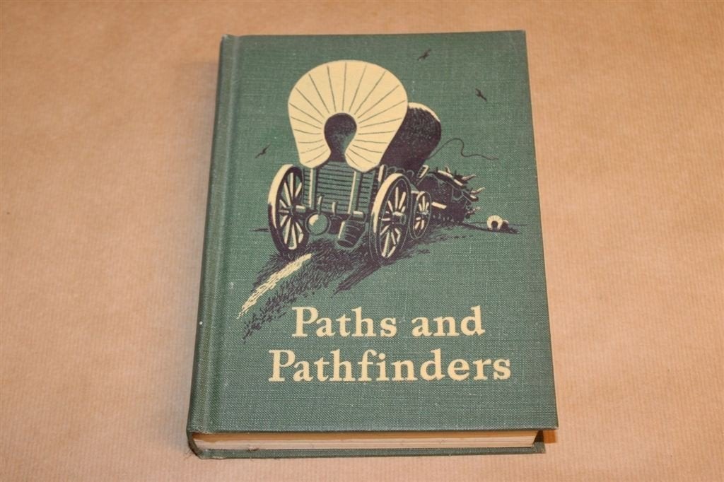 Paths and Pathfinders - Originele oude uitgave, Boeken, Ophalen of Verzenden, Zo goed als nieuw, Europa