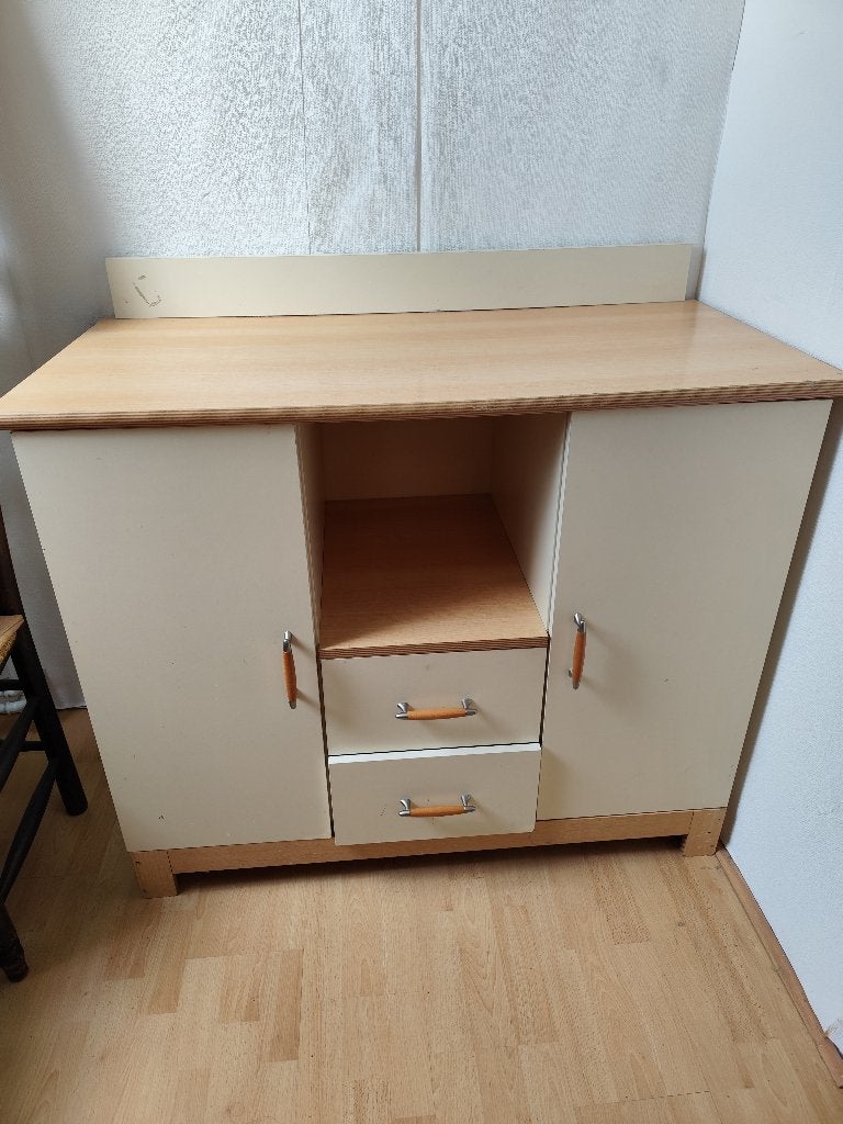 Boekenkast/ met 2 deuren en 2 laden., Ophalen, 100 tot 150 cm, Met lade(s), Zo goed als nieuw