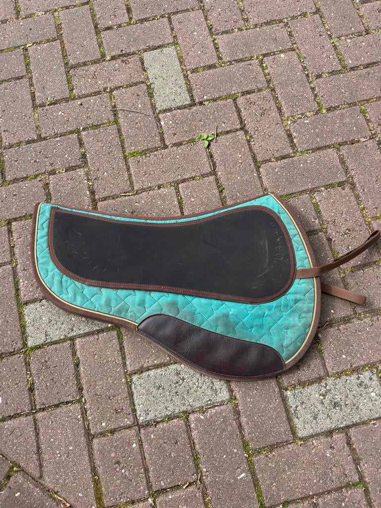Grandeur dekje/ pad, Dieren en Toebehoren, Paarden en Pony's | Dekens en Dekjes, Cob (M), Zadeldekje, Ophalen of Verzenden, Zo goed als nieuw