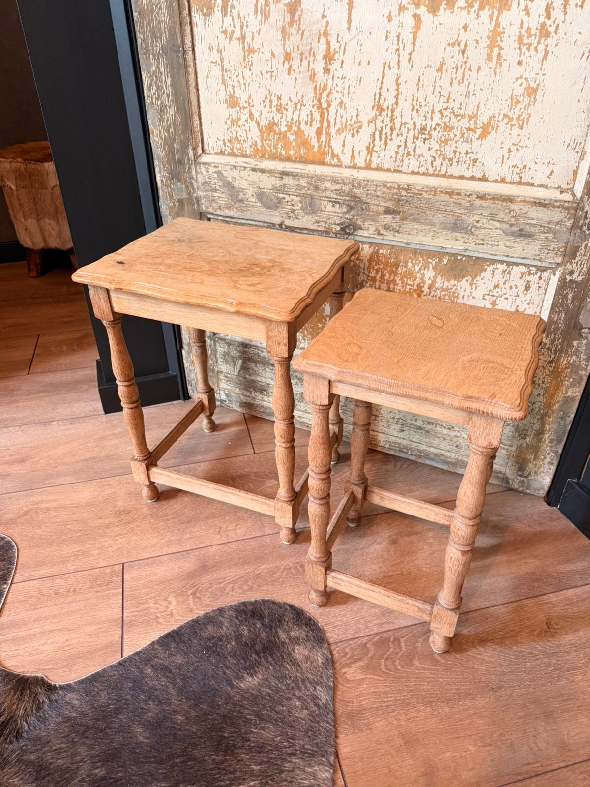 2 houten bijzettafeltjes, Huis en Inrichting, Ophalen, Minder dan 45 cm, Minder dan 55 cm, Gebruikt