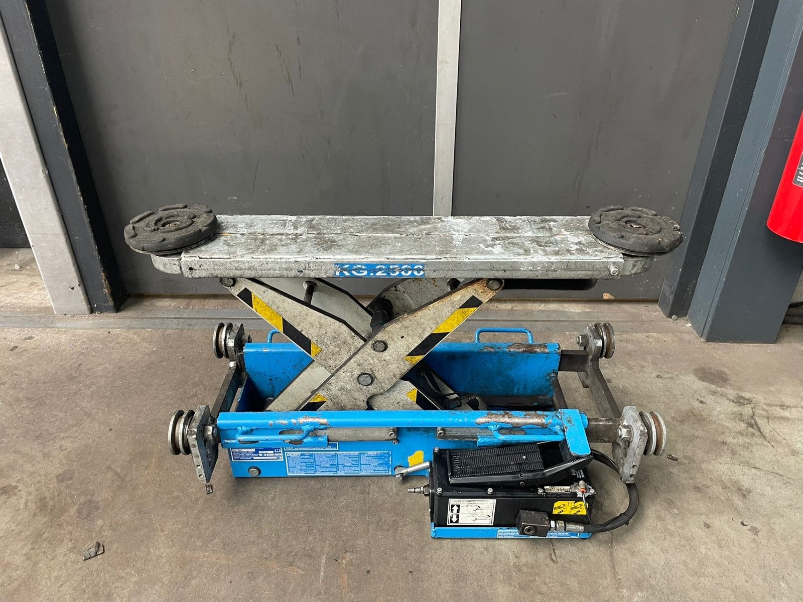 OMCN Hydraulische Hefbrug Krik 2500 kg, Ophalen