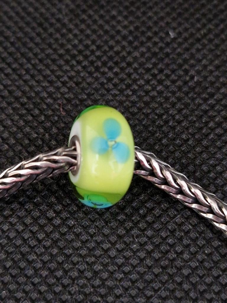 Trollbeads Trollbead Turquoise Bloem retired, Sieraden, Tassen en Uiterlijk, Glas of Kristal, Ophalen of Verzenden, Zo goed als nieuw